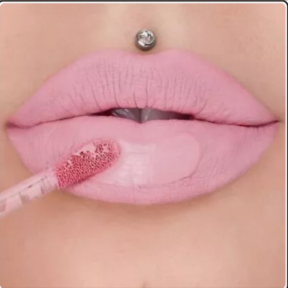 💜 Oh My God- velour liquid lipstick - Jeffree Star
